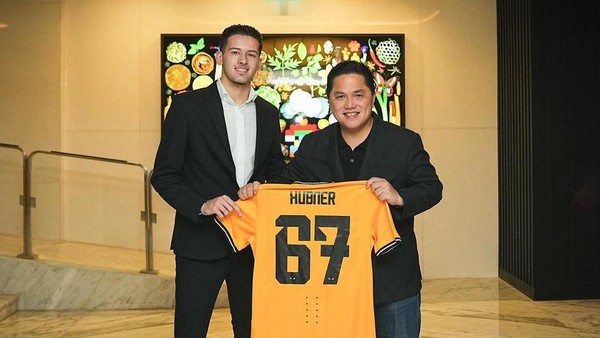 Justin hubner Wolverhampton Wanderers (wolves konci inggris), dan wolves lain ada timnas orang Indonesia